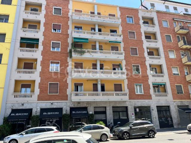 Appartamento in affitto a Milano via Carlo d'Adda, 11, parzialmente arredato, libero subito, balcone TrovaCasa