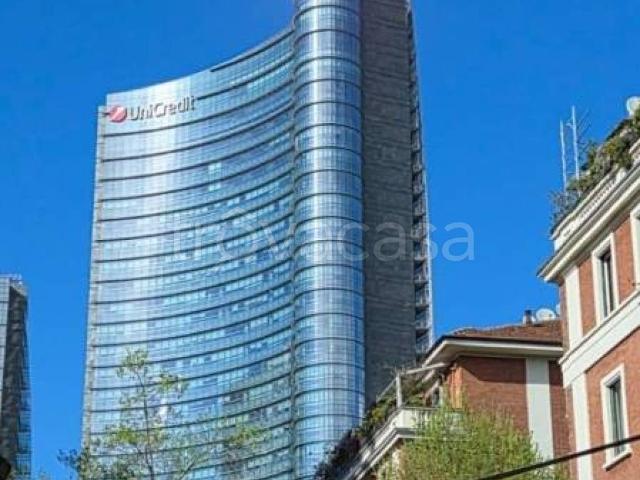 Appartamento in affitto a Milano via Carlo De Cristoforis, 12, arredato, terrazzo, immobile di prestigio TrovaCasa