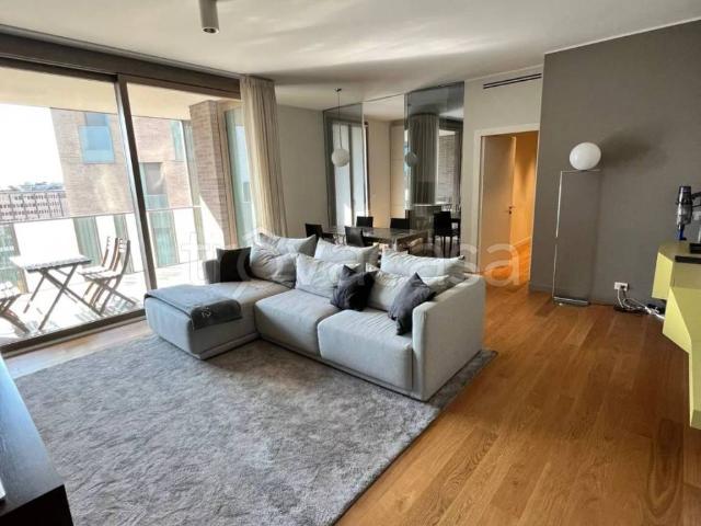 Appartamento in affitto a Milano via Carlo de Cristoforis, arredato, terrazzo, box doppio TrovaCasa