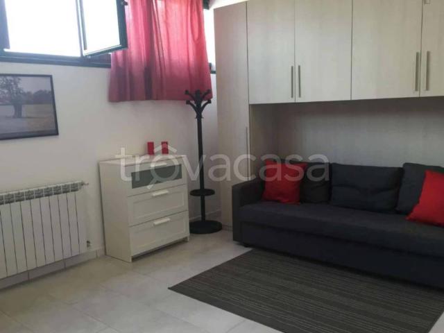 Appartamento in affitto a Milano via Carlo Montanari, arredato, studio TrovaCasa