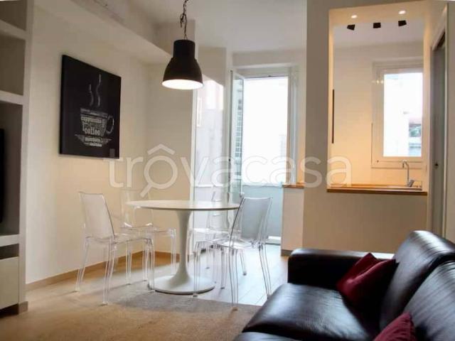 Appartamento in affitto a Milano via Carlo Poma, arredato, ristrutturato, cucina a vista TrovaCasa