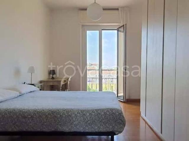 Appartamento in affitto a Milano via Carlo Torre, arredato, ascensore, luminoso TrovaCasa