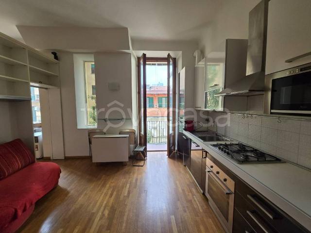 Appartamento in affitto a Milano via Casoretto, 58, arredato, buono stato, balcone TrovaCasa