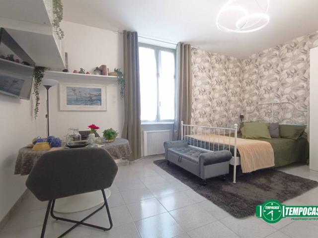 Appartamento in affitto a Milano via Cesare da Sesto, 19, arredato, ascensore, balcone TrovaCasa