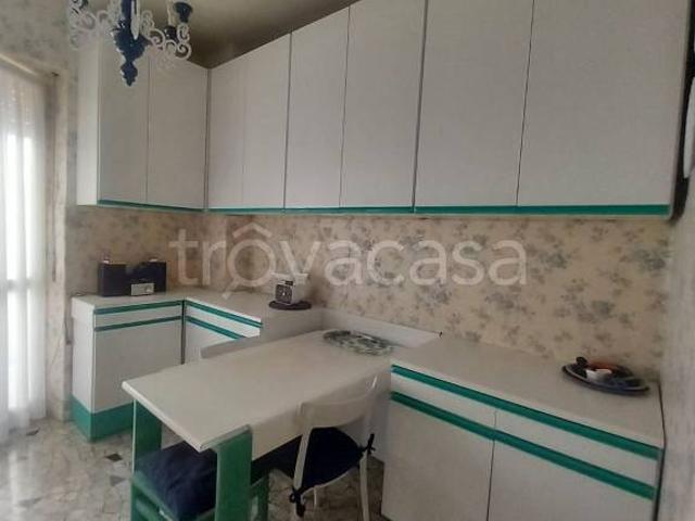 Appartamento in affitto a Milano via Cristoforo Gluck, 3, Cascina dei Pomi