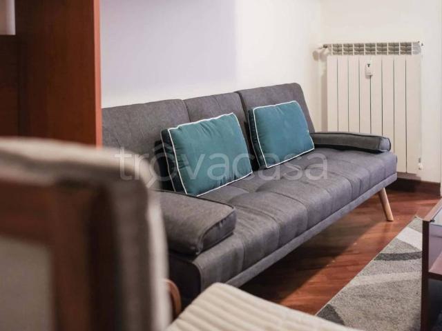 Appartamento in affitto a Milano via Ambrogio Bergognone da Fossano, arredato, balcone TrovaCasa