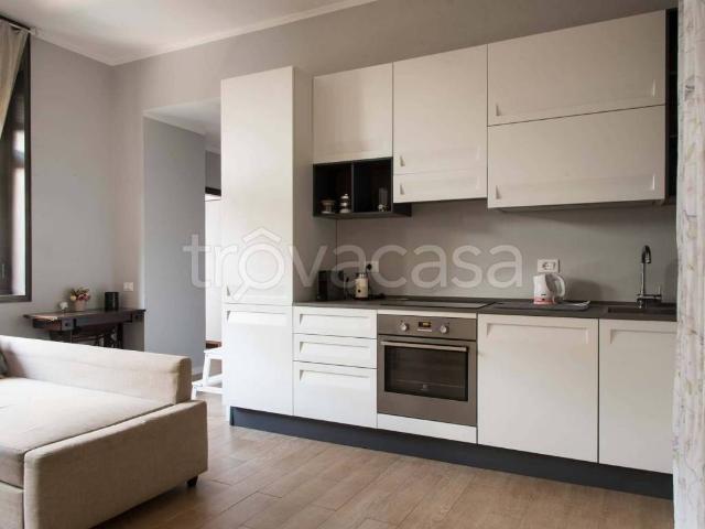Appartamento in affitto a Milano via Antonio Tolomeo Trivulzio, arredato TrovaCasa