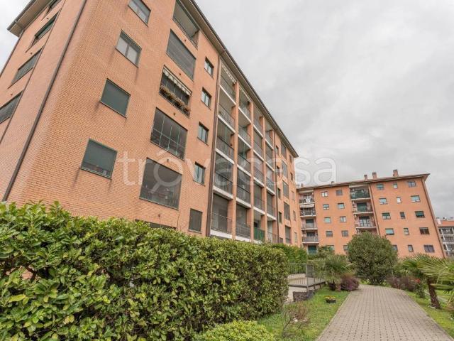 Appartamento in affitto a Milano via Antonio Berlese, 1, arredato, giardino privato, box TrovaCasa
