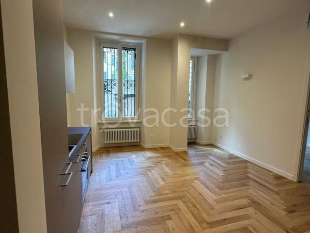 Appartamento in affitto a Milano via Antonio Stoppani, 12, arredato, ristrutturato, cucina a vista TrovaCasa