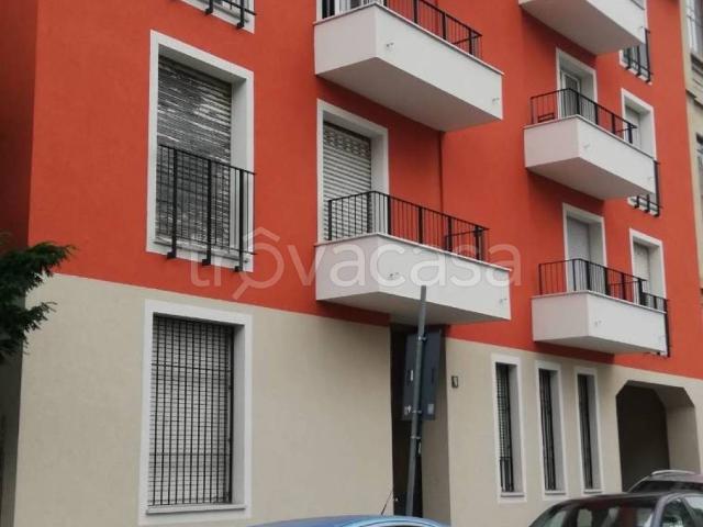 Appartamento in affitto a Milano via Andrea Maffei, 5, arredato, ascensore, riscaldamento centralizzato TrovaCasa