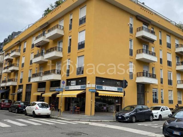 Appartamento in affitto a Milano via Andrea Maffei No Number, arredato, box, terrazzo TrovaCasa