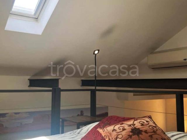 Appartamento in affitto a Milano via Angelo della Pergola, arredato, lavatrice, frigorifero TrovaCasa