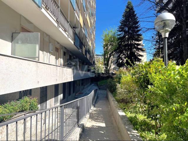 Appartamento in affitto a Milano via Adeodato Ressi, 28, non arredato/vuoto, giardino, ascensore TrovaCasa