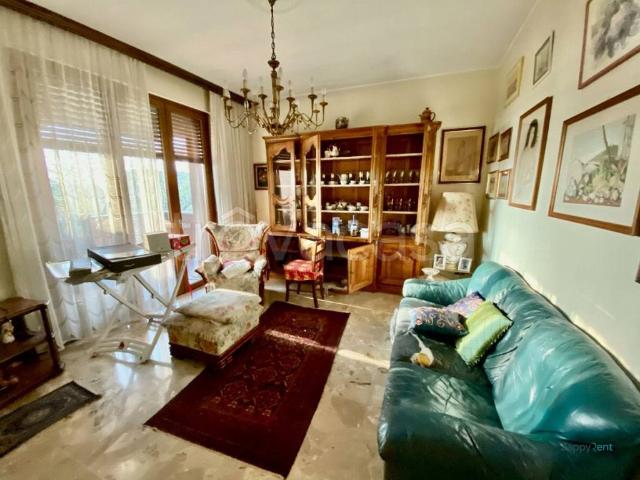 Appartamento in affitto a Milano via Alessandro Litta Modignani, non arredato/vuoto, terrazzo, centrale TrovaCasa