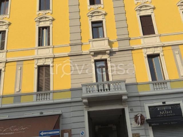 Appartamento in affitto a Milano via Alserio, non arredato/vuoto, riscaldamento autonomo, ascensore TrovaCasa