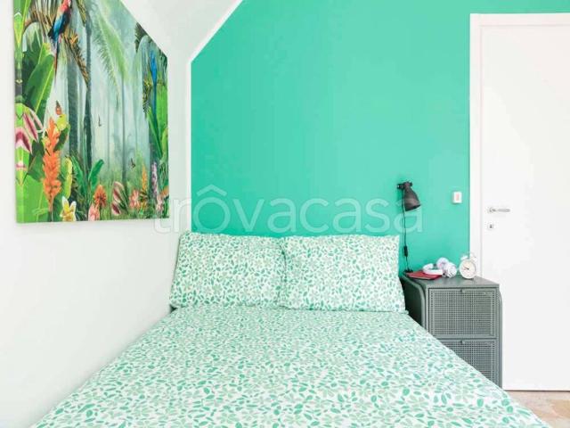 Appartamento in affitto a Milano via Arcivescovo Romilli, arredato, giardino, terrazzo TrovaCasa