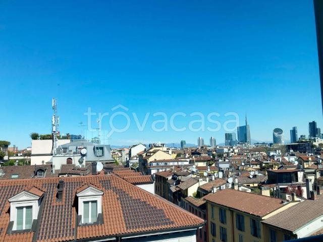 Appartamento in affitto a Milano via Arco, cantina, balcone, doppi servizi TrovaCasa