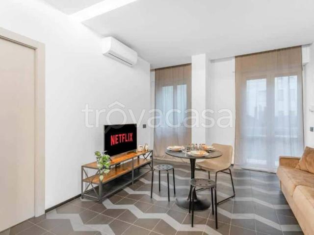 Appartamento in affitto a Milano via Arquà, arredato, riscaldamento centralizzato, lavastoviglie TrovaCasa