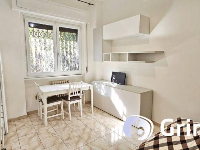 Appartamento in affitto a Milano via Ascanio Sforza, arredato, luminoso, cucina a vista TrovaCasa