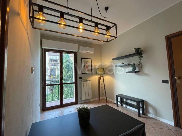 Appartamento in affitto a Milano via Asiago, arredato, box, libero subito TrovaCasa