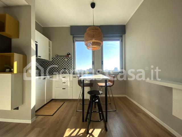 Appartamento in affitto a Milano via Attilio Momigliano, arredato, vista panoramica, ascensore TrovaCasa