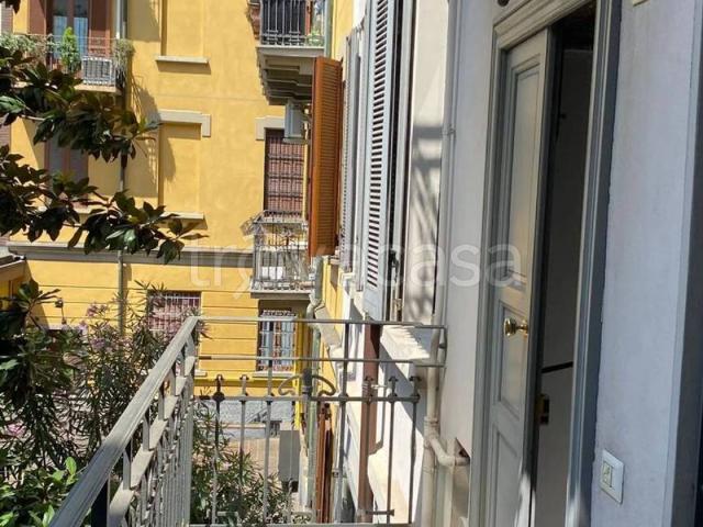 Appartamento in affitto a Milano via Bartolomeo Eustachi No Number, balcone, cucina a vista TrovaCasa