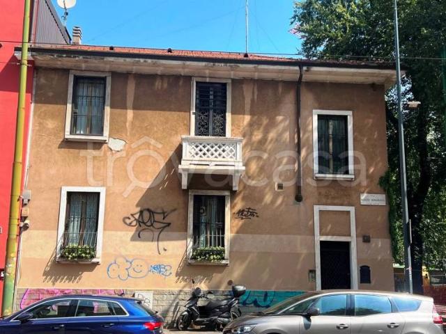 Appartamento in affitto a Milano via Beato Angelico, Città Studi
