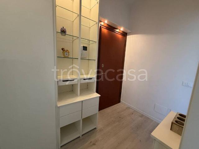 Appartamento in affitto a Milano via Beldiletto, 2, arredato, ascensore, libero subito TrovaCasa