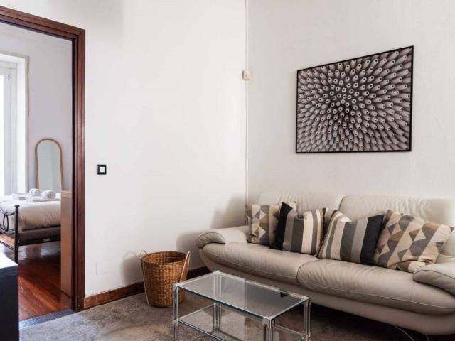 Appartamento in affitto a Milano via Benedetto Marcello, parquet, luminoso, balcone TrovaCasa