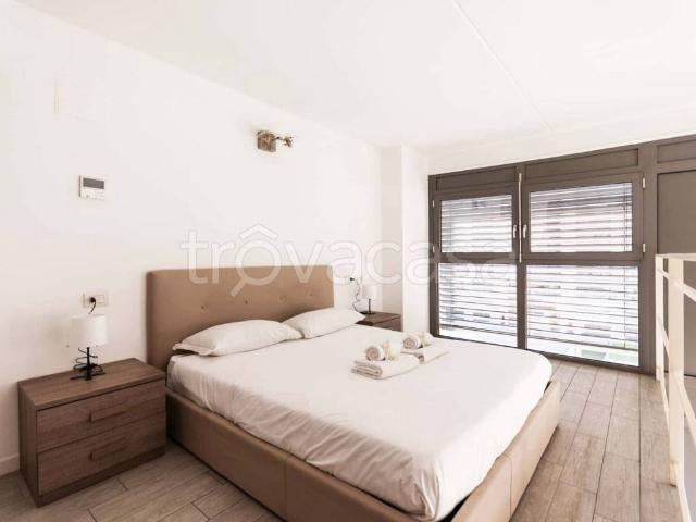Appartamento in affitto a Milano via Bruno Maderna, arredato, parquet, luminoso TrovaCasa