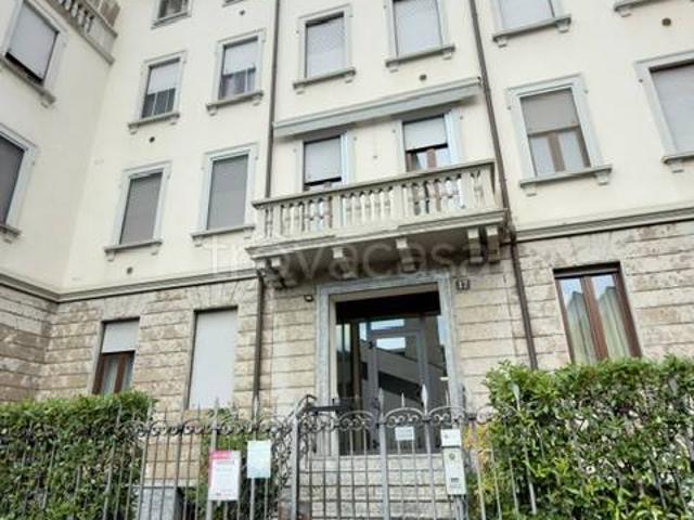 Appartamento in affitto a Milano via Gargano, 17, Corvetto