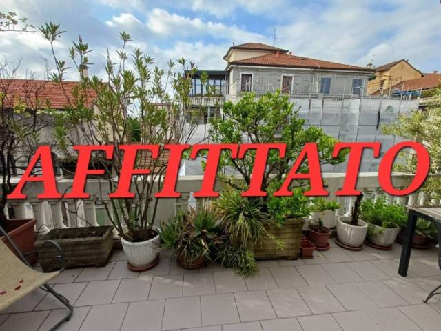 Appartamento in affitto a Milano via Giuseppe Compagnoni, 6, terrazzo, parzialmente arredato, lavatrice TrovaCasa