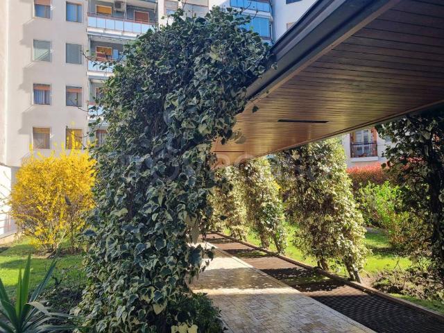 Appartamento in affitto a Milano via Giuseppe Balzaretti, 7, giardino, parzialmente arredato, ristrutturato TrovaCasa
