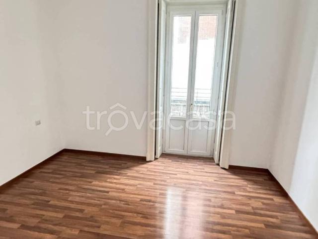 Appartamento in affitto a Milano via Giambattista Vico, non arredato/vuoto, possibilità box, cucina abitabile TrovaCasa