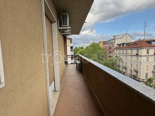 Appartamento in affitto a Milano via Giambellino, arredato, terrazzo, balcone TrovaCasa