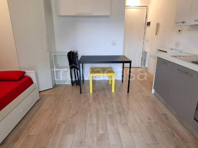 Appartamento in affitto a Milano via Gian Carlo Passeroni, 1, arredato, riscaldamento autonomo, ascensore TrovaCasa