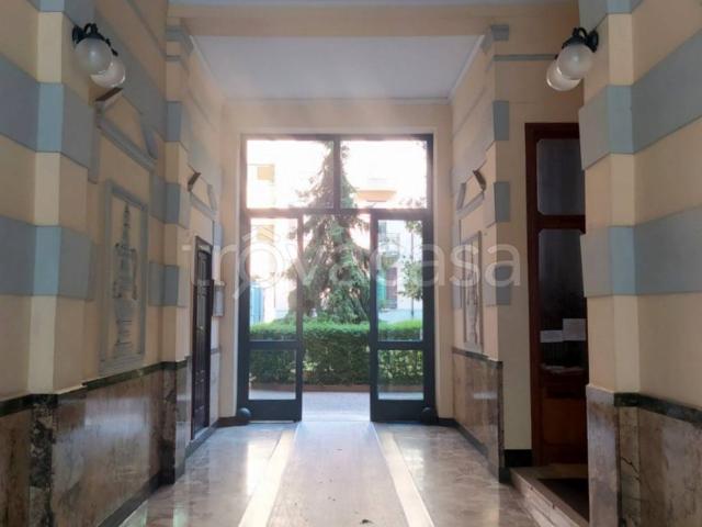 Appartamento in affitto a Milano via Gioacchino Murat, 72, arredato, lavatrice, balcone TrovaCasa
