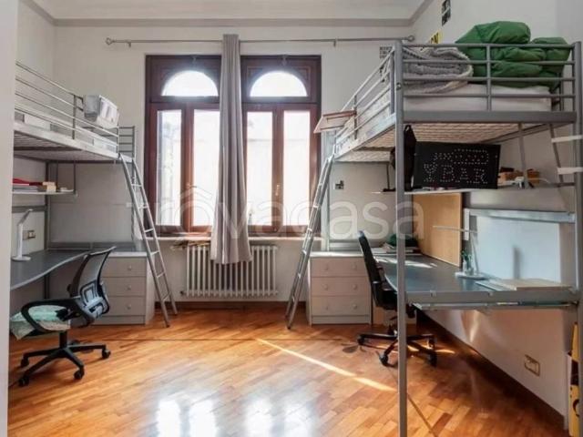 Appartamento in affitto a Milano via Giovanni Battista Varè 25, non arredato/vuoto, centrale, doppi servizi TrovaCasa