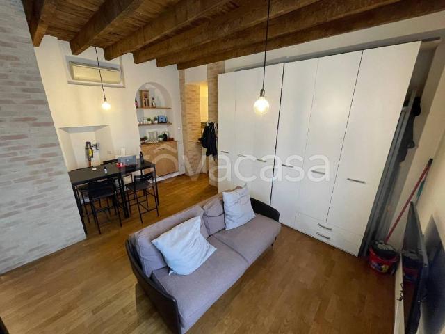 Appartamento in affitto a Milano via Giovanni Paisiello, 7, arredato, ascensore, doppia esposizione TrovaCasa