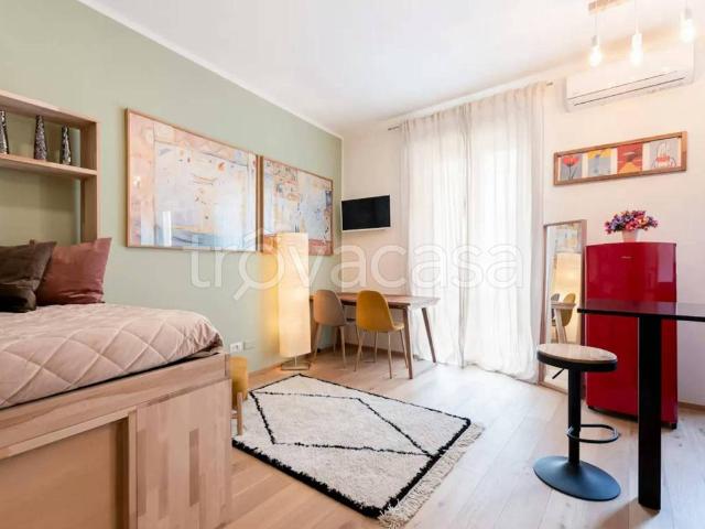 Appartamento in affitto a Milano via Giovanni Pezzotti, arredato, studio TrovaCasa