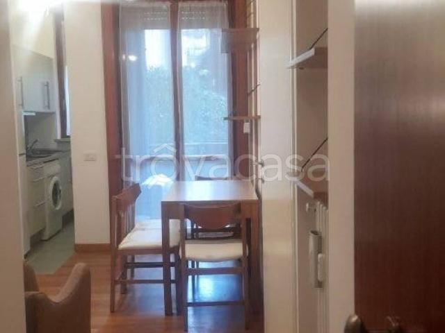 Appartamento in affitto a Milano via Giovanni Rasori, 11, arredato, terrazzo, ascensore TrovaCasa