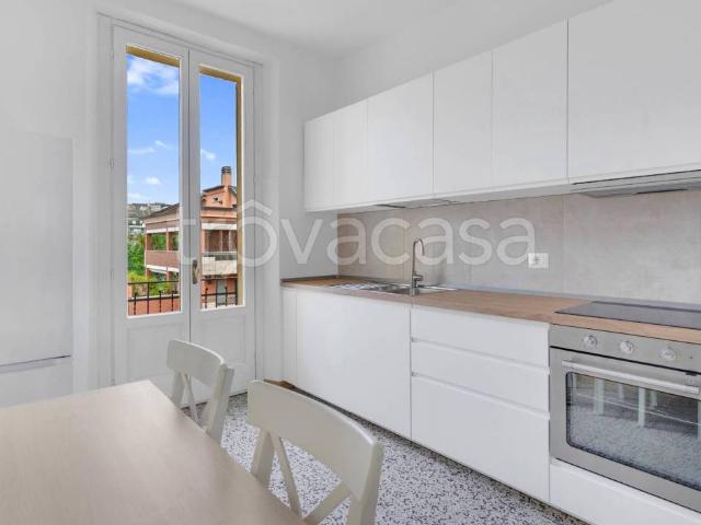 Appartamento in affitto a Milano via Guglielmo Silva, 18, parzialmente arredato, ascensore, doppia esposizione TrovaCasa