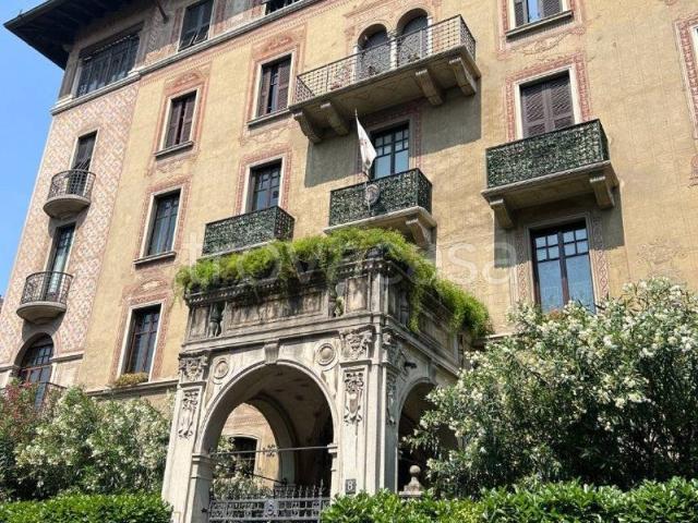 Appartamento in affitto a Milano via degli Olivetani, 8, arredato, posto auto, terrazzo TrovaCasa