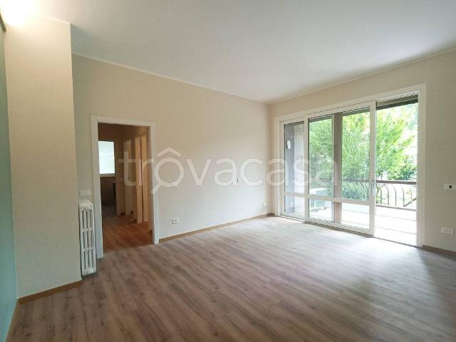 Appartamento in affitto a Milano via degli Ottoboni, 6, giardino privato, terrazzo, parzialmente arredato TrovaCasa