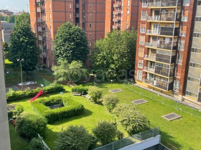 Appartamento in affitto a Milano via delle Azalee, 11, arredato, ascensore, libero subito TrovaCasa