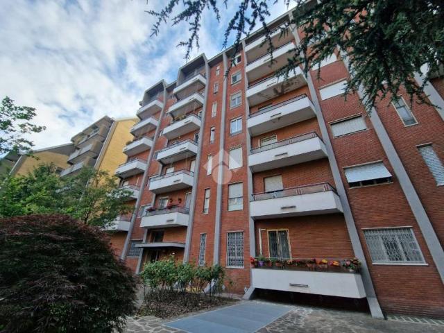 Appartamento in affitto a Milano via delle gardenie, 9, non arredato/vuoto, arredato, box TrovaCasa