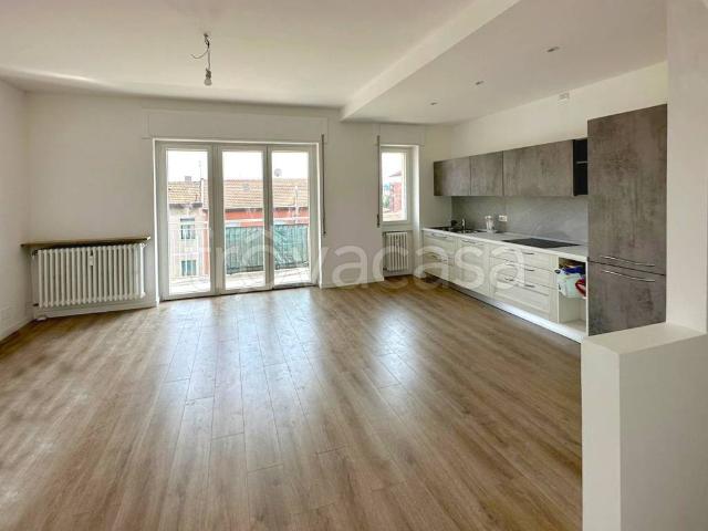 Appartamento in affitto a Milano via delle Forze Armate, 362, box, terrazzo, doppia esposizione TrovaCasa