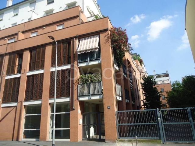 Appartamento in affitto a Milano via Diodoro Siculo, 4, arredato, box, terrazzo TrovaCasa