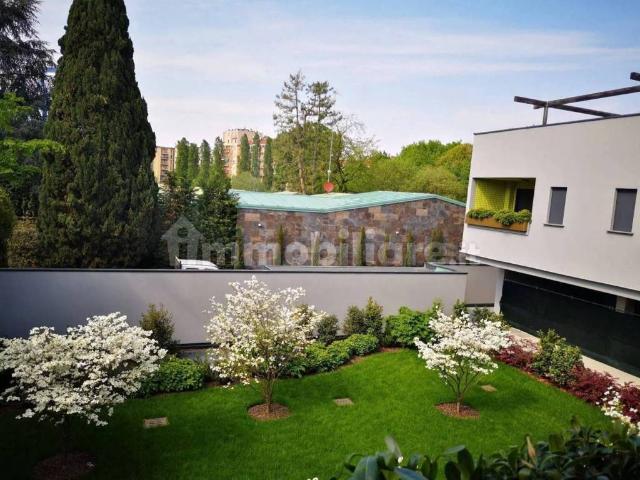 Appartamento in affitto a Milano via Emilio Borsa, 1, arredato, giardino privato, terrazzo TrovaCasa