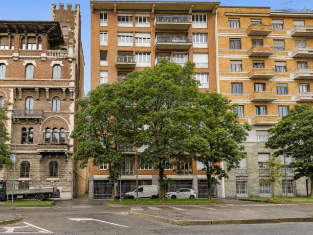 Appartamento in affitto a Milano via Elba, 14/2, immobile di prestigio, contesto signorile, vicinanze negozi TrovaCasa
